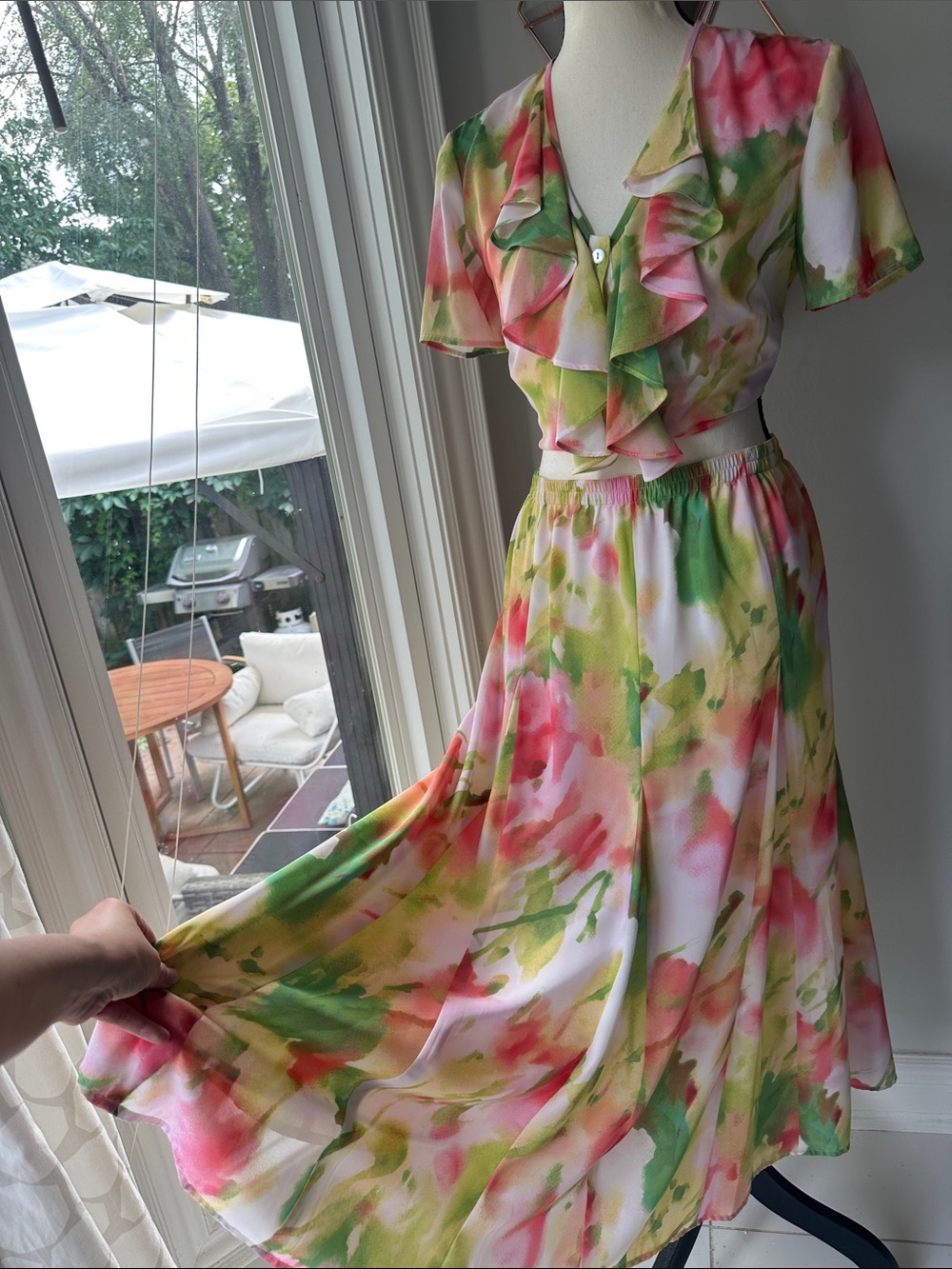 VINTAGE 2 PIECE Set JONES WEAR Floral Ruffle Blouse Midi Skirt Pink White Medium
